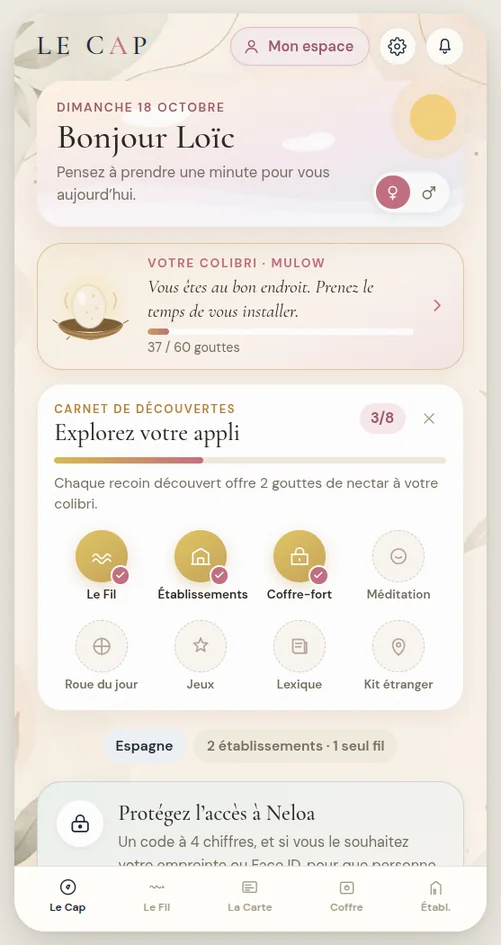 Écran d'accueil de l'application Le Fil : message du jour, carnet de découvertes et raccourcis vers le coffre-fort et les établissements.